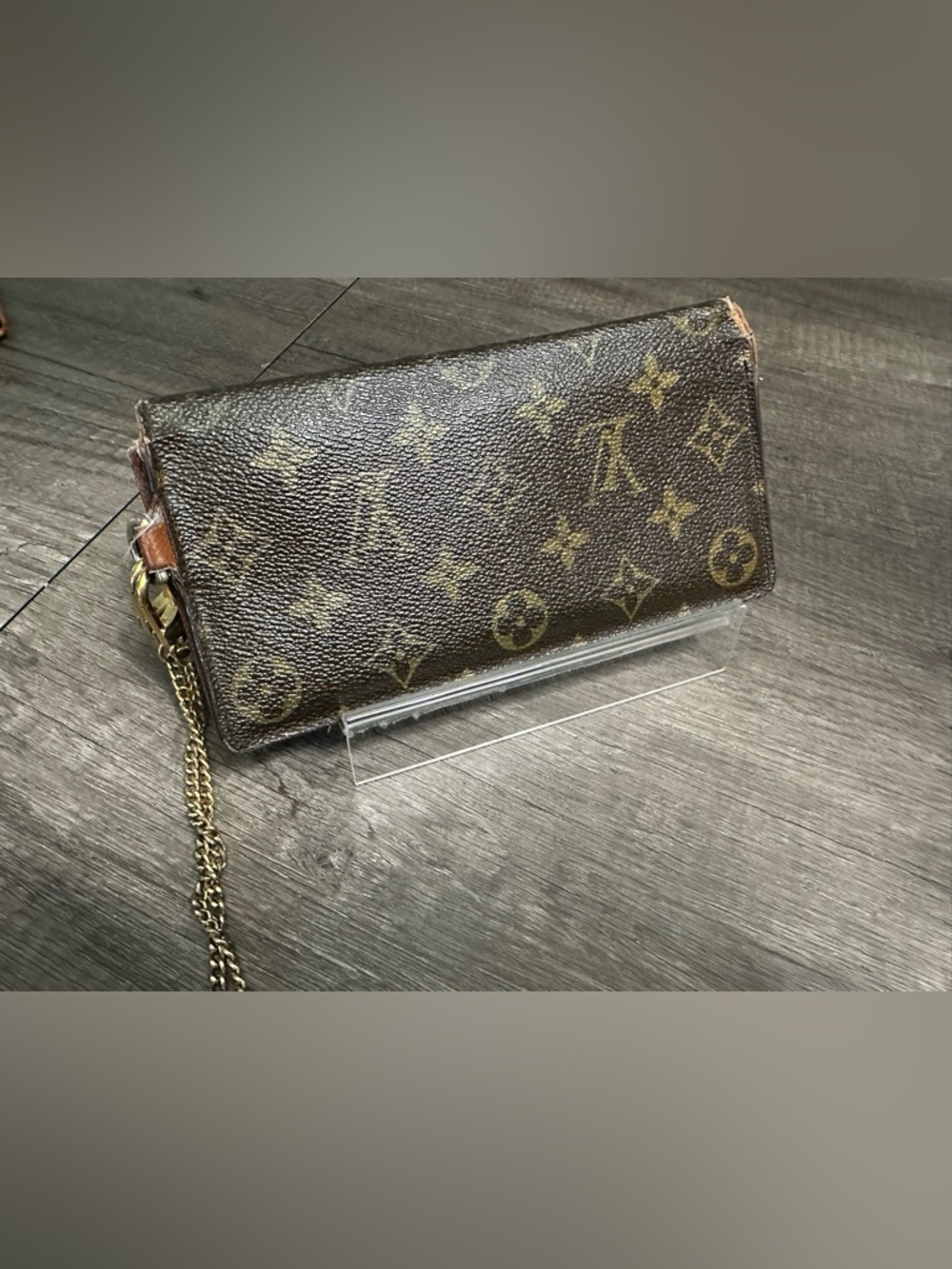 Louis Vuitton Monogram Canvas Chain Wallet in Brown with Gold Hardware - Picture 2 of 14